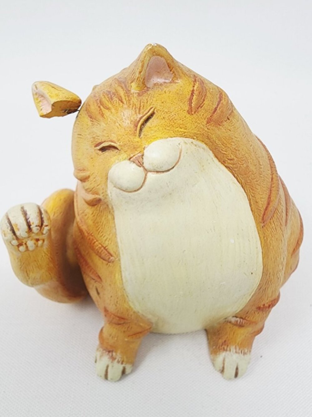 Vintage Figi Graphics Cat Bobbie Leg